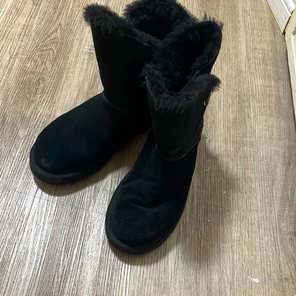 Ugg boots size 9 no box